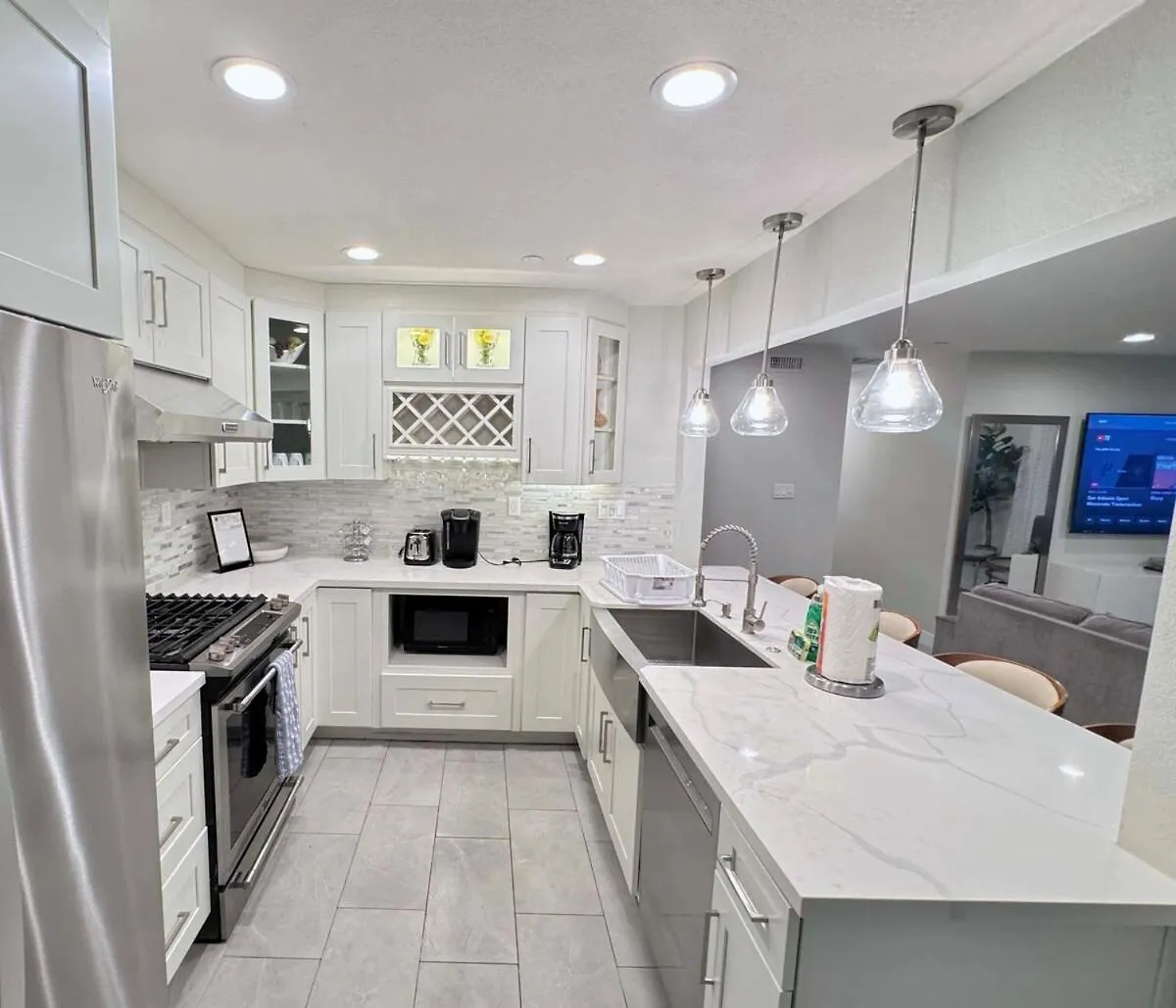 Rainforest Villa 4 Bedroom Poolspa Walk2Disneyland Anaheim